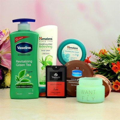 Holi Cosmetic and spa hamper Online