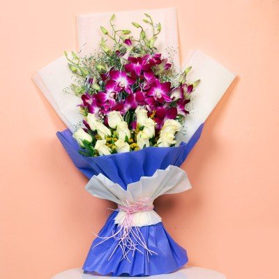 Assorted Flower Bundle
